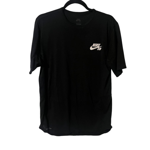 NIKE SB Dri-Fit Solid Black Athletic Fitted Workout Tee Shirt Men's Size Medium - Picture 1 of 8